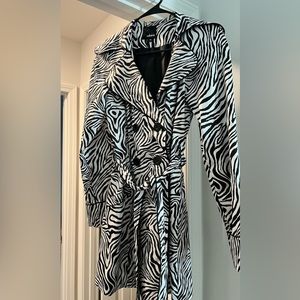 Zebra Trench Coat 🧥